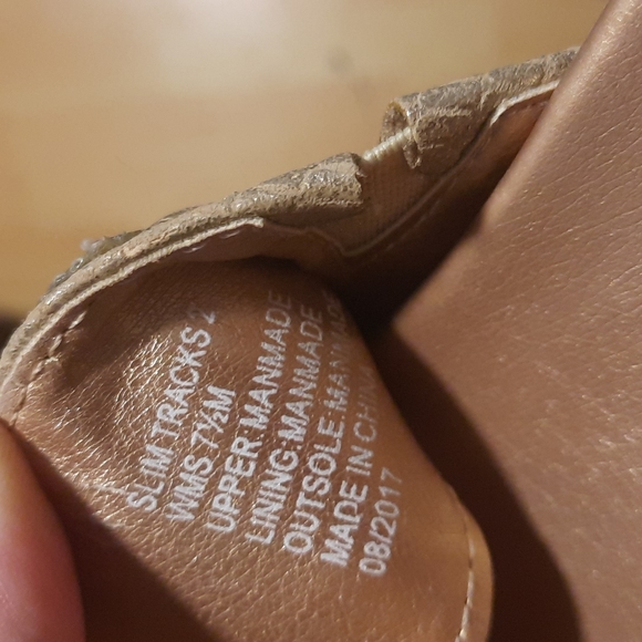 Reaction Kenneth Cole Sandals - Picture 4 of 4